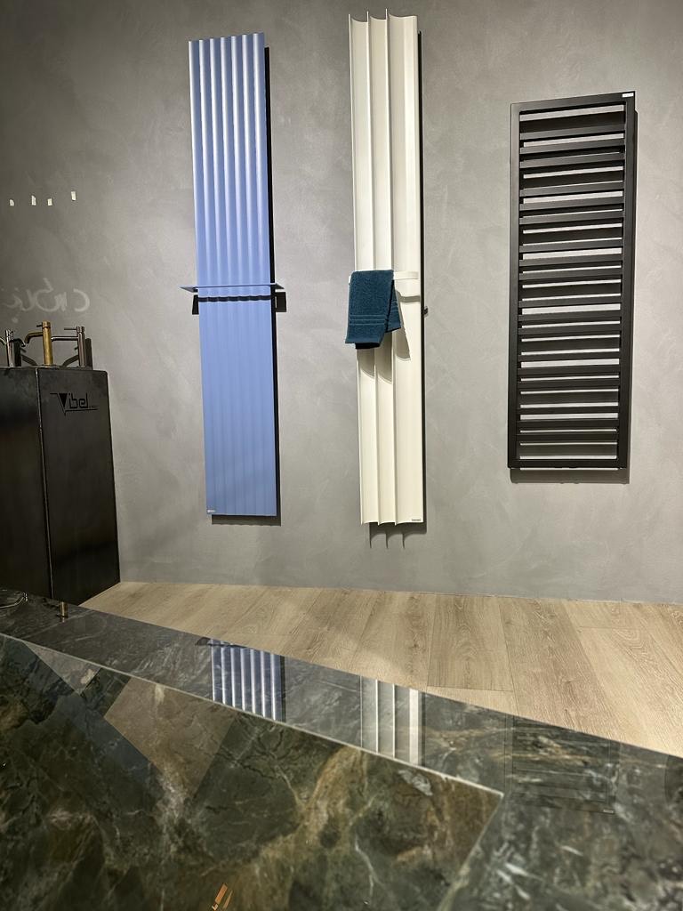 Esposizione ZONA ARREDO BAGNI SHOWROOM DESITE